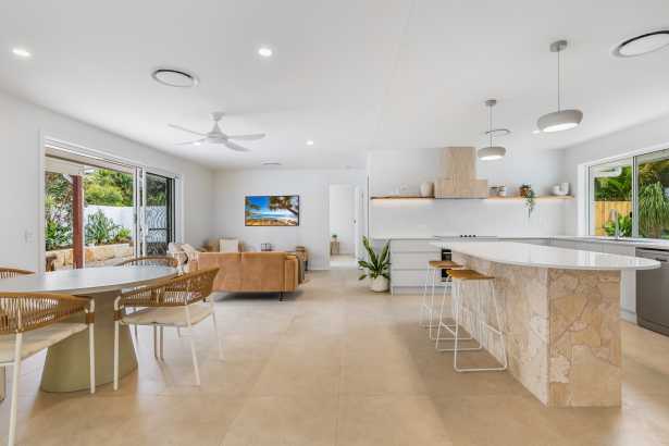 Mediterranean Beachside Luxury!