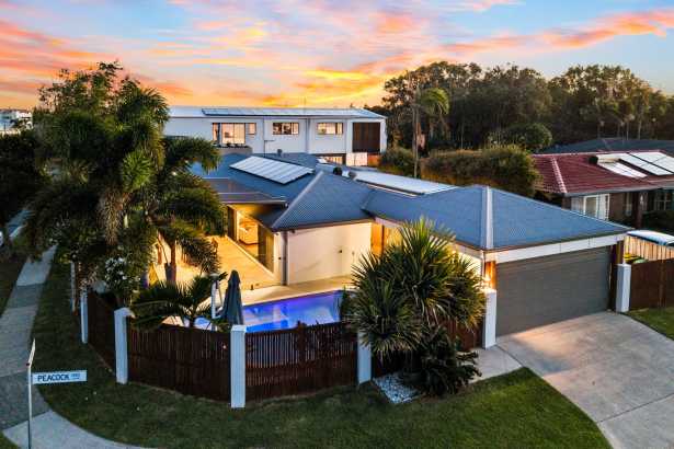 PRIVATE OASIS JUST STEPS FROM THE BEACH!