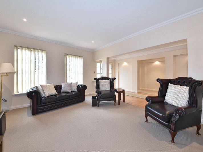 156 Golf Links Drive, Carramar - Thumbnail 5