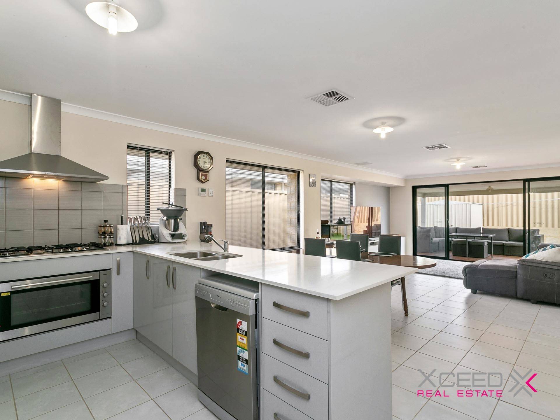 62 Billericay Cct, Butler - Thumbnail 5