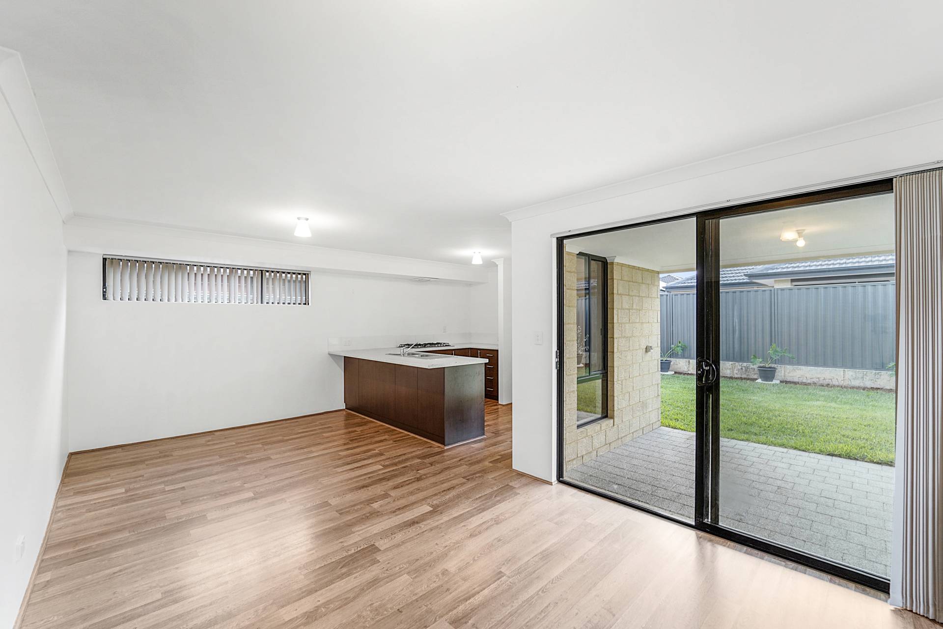 12 Wandsworth Ave, Brabham - Thumbnail 2
