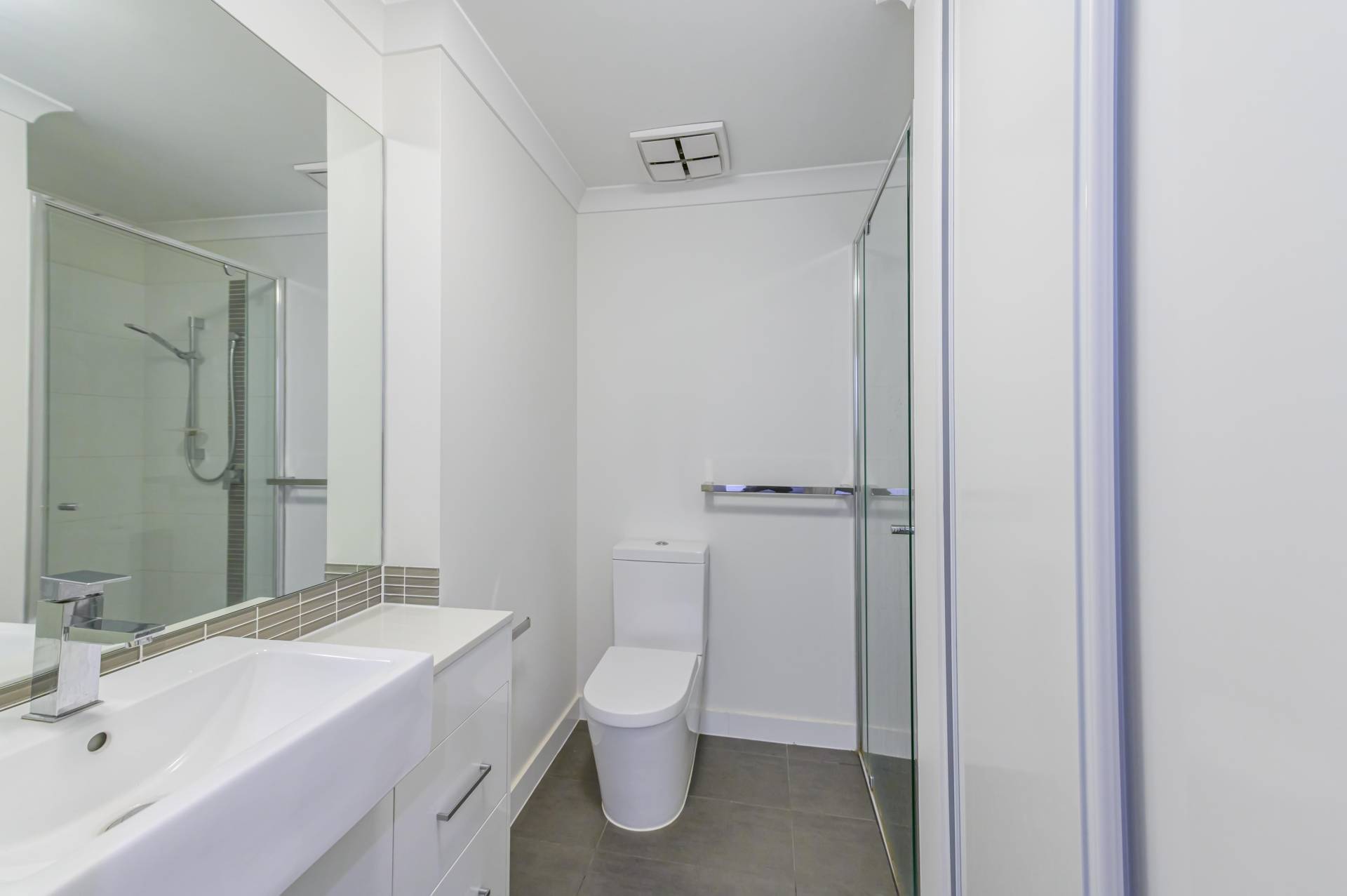 Unit 215, 334 Cambridge St, Wembley - Thumbnail 7