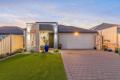 MODERN HOME WITH BRAND NEW SOLAR PANELS