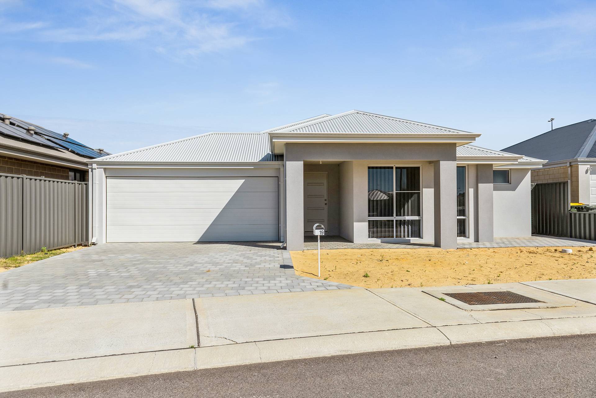 NEWLY BUILT FAMILY HOME
