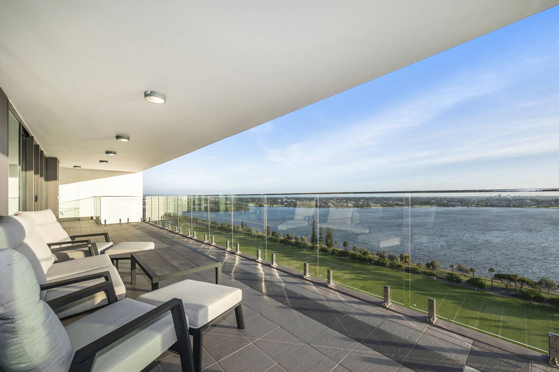 112, 90 Terrace Road, East Perth - Thumbnail 3