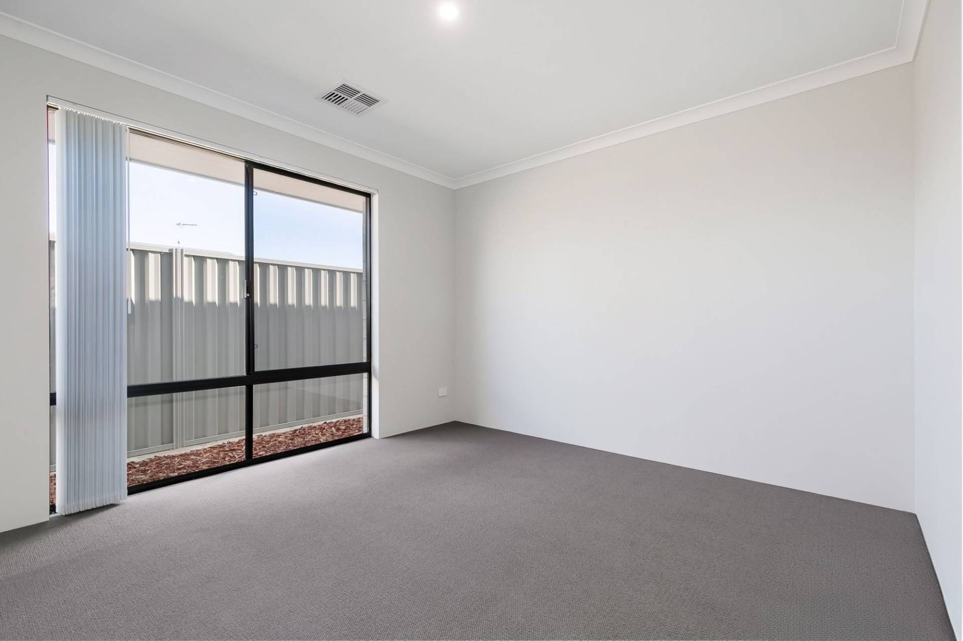 26 Cinnabar Drive, Eglinton - Thumbnail 8