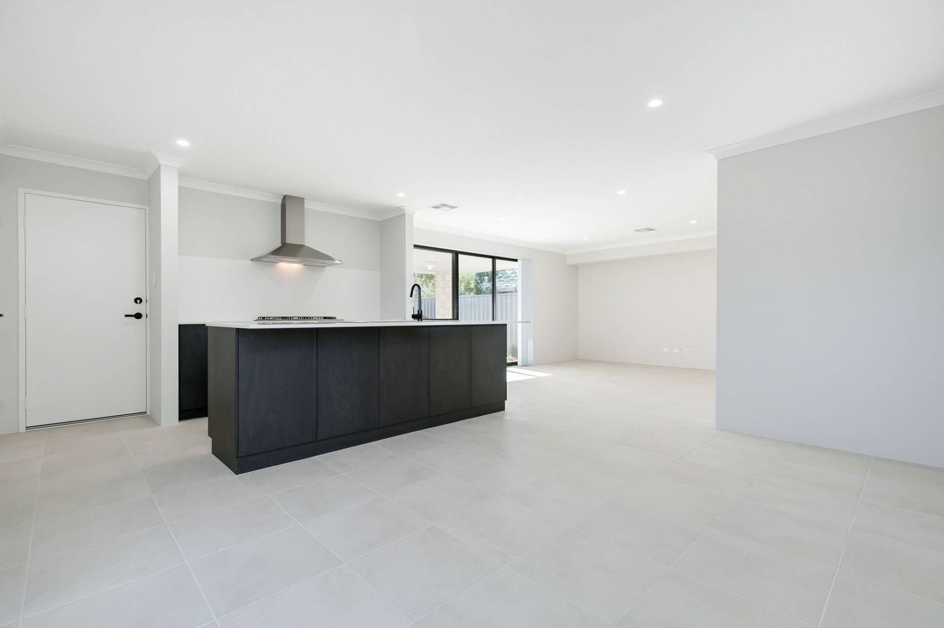 26 Cinnabar Drive, Eglinton - Thumbnail 3