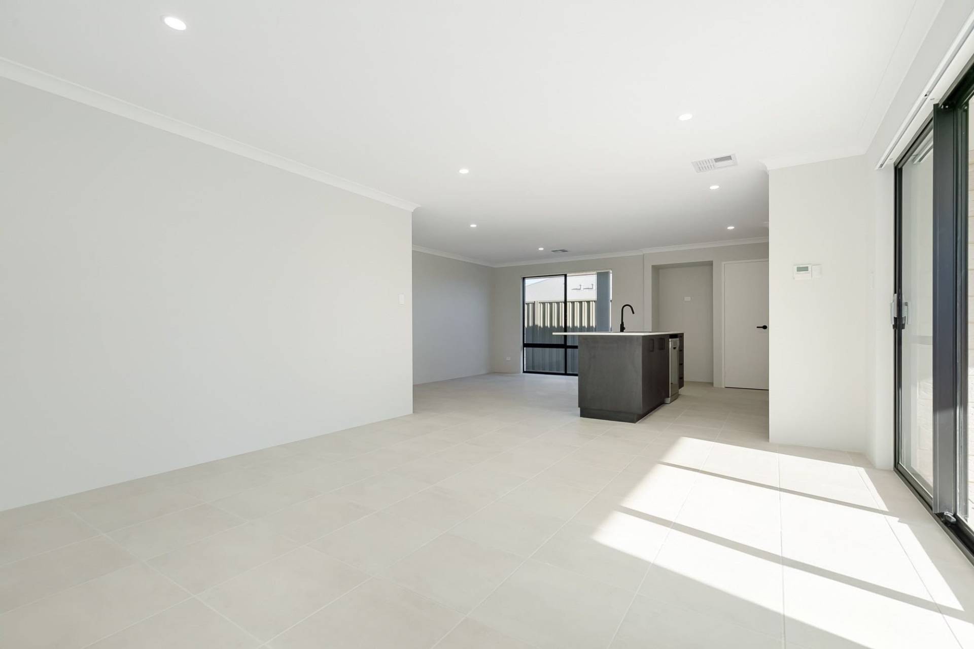 26 Cinnabar Drive, Eglinton - Thumbnail 5