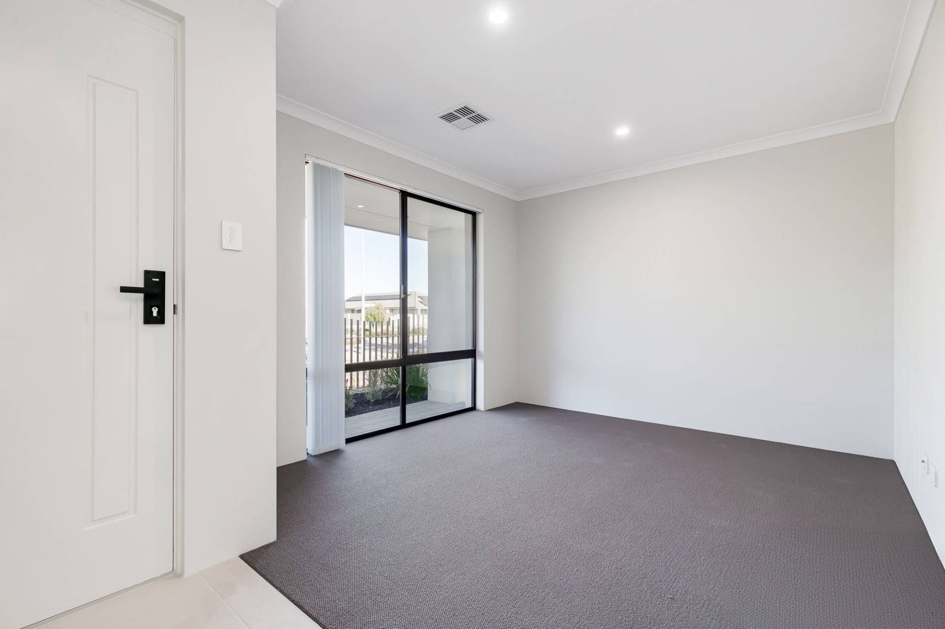 26 Cinnabar Drive, Eglinton - Thumbnail 7