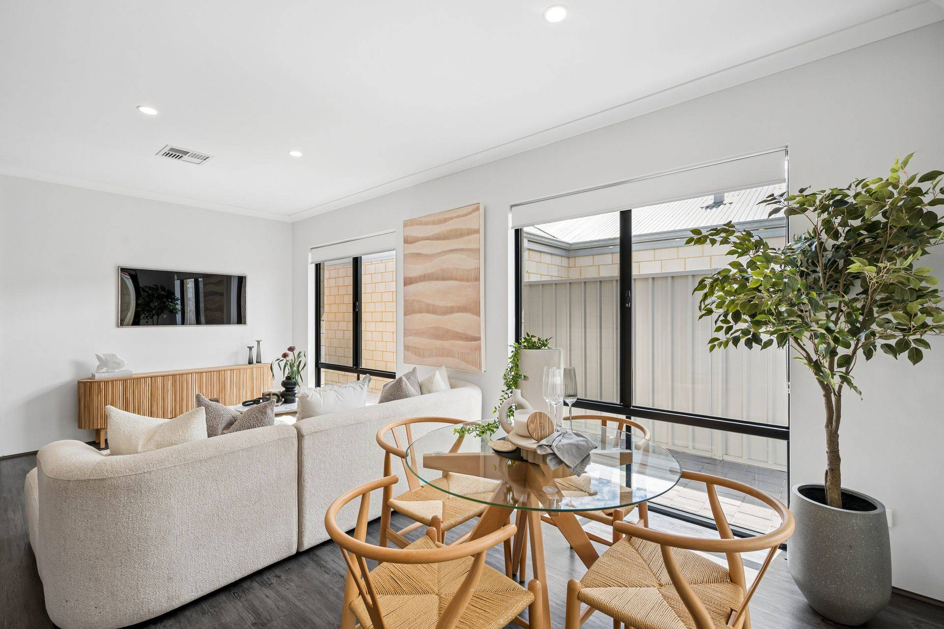 74 Wisteria Parade, Edgewater - Thumbnail 4
