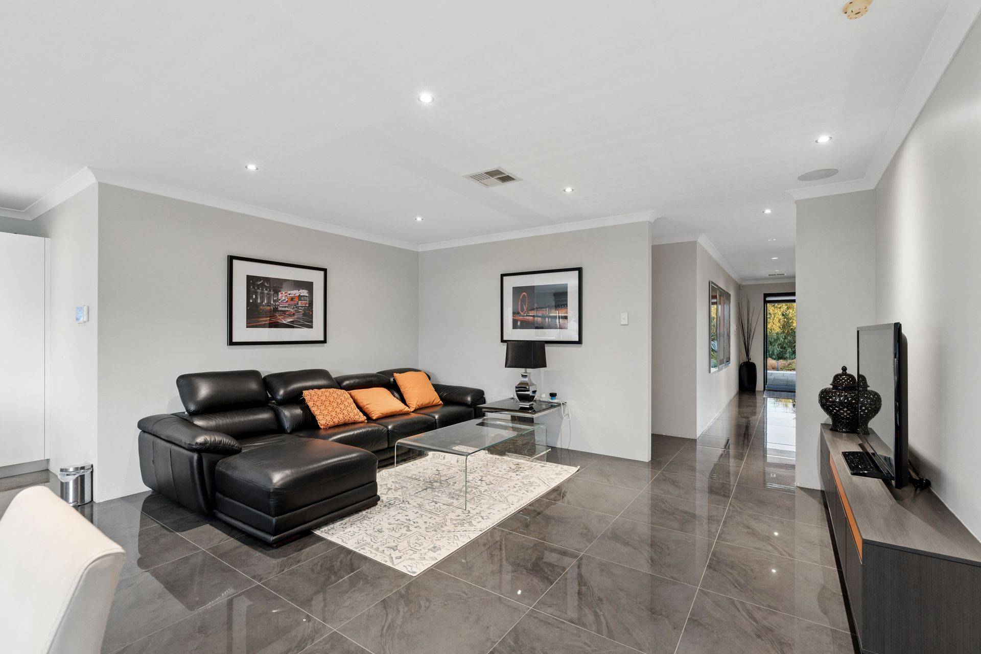 56 Burdekin Turn, Hilbert - Thumbnail 7