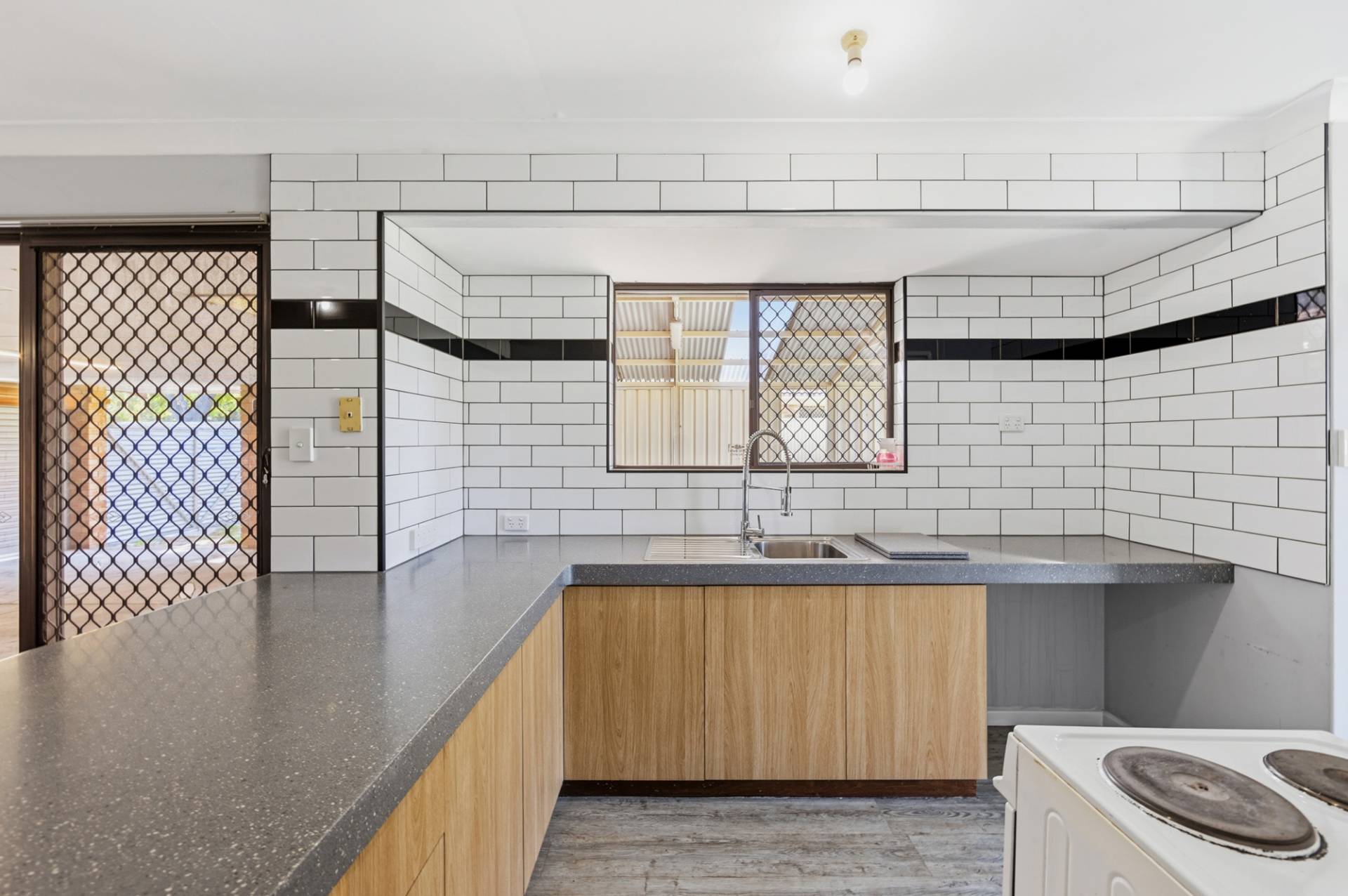 38 Powell Crescent, Brookdale - Thumbnail 8