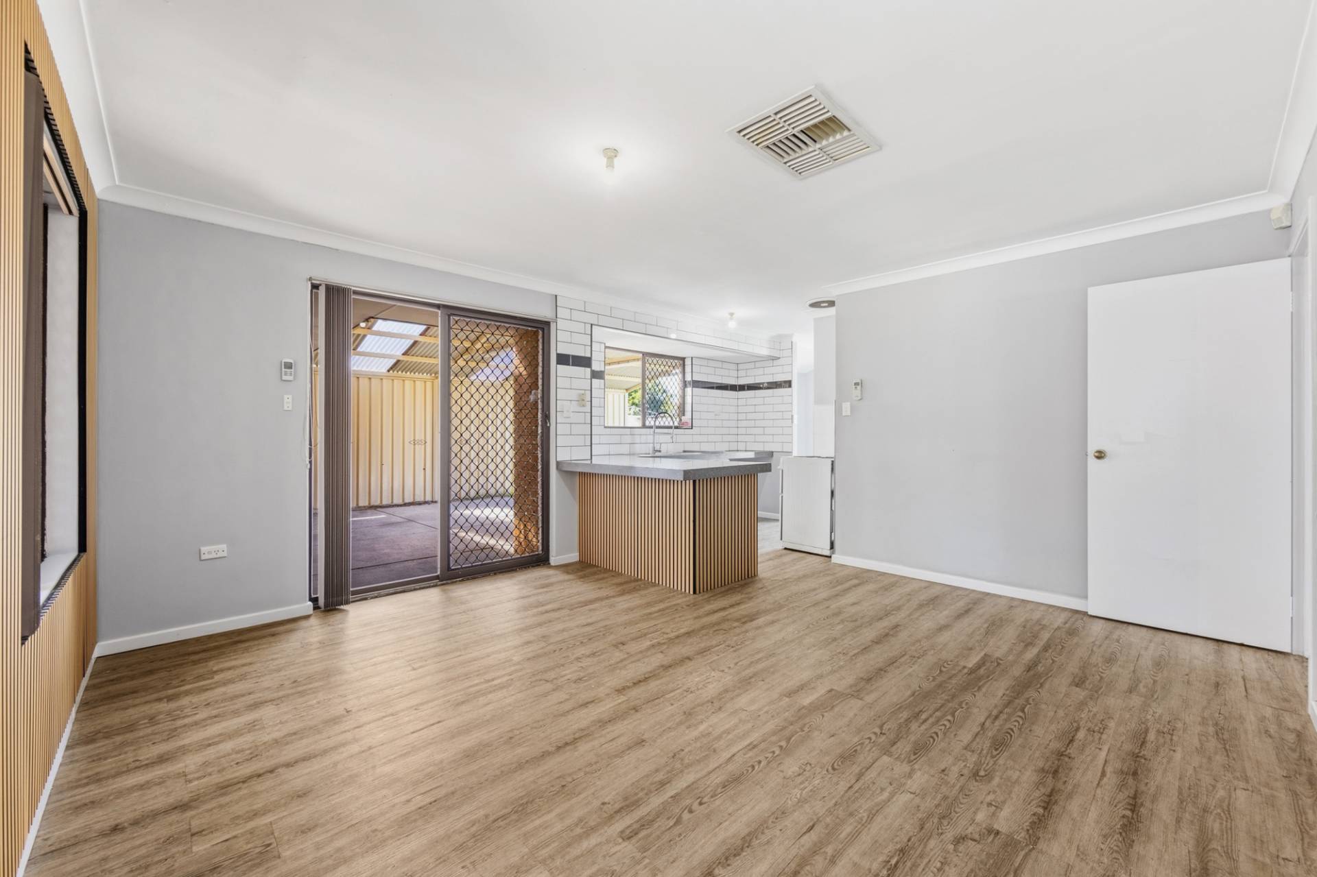 38 Powell Crescent, Brookdale - Thumbnail 4