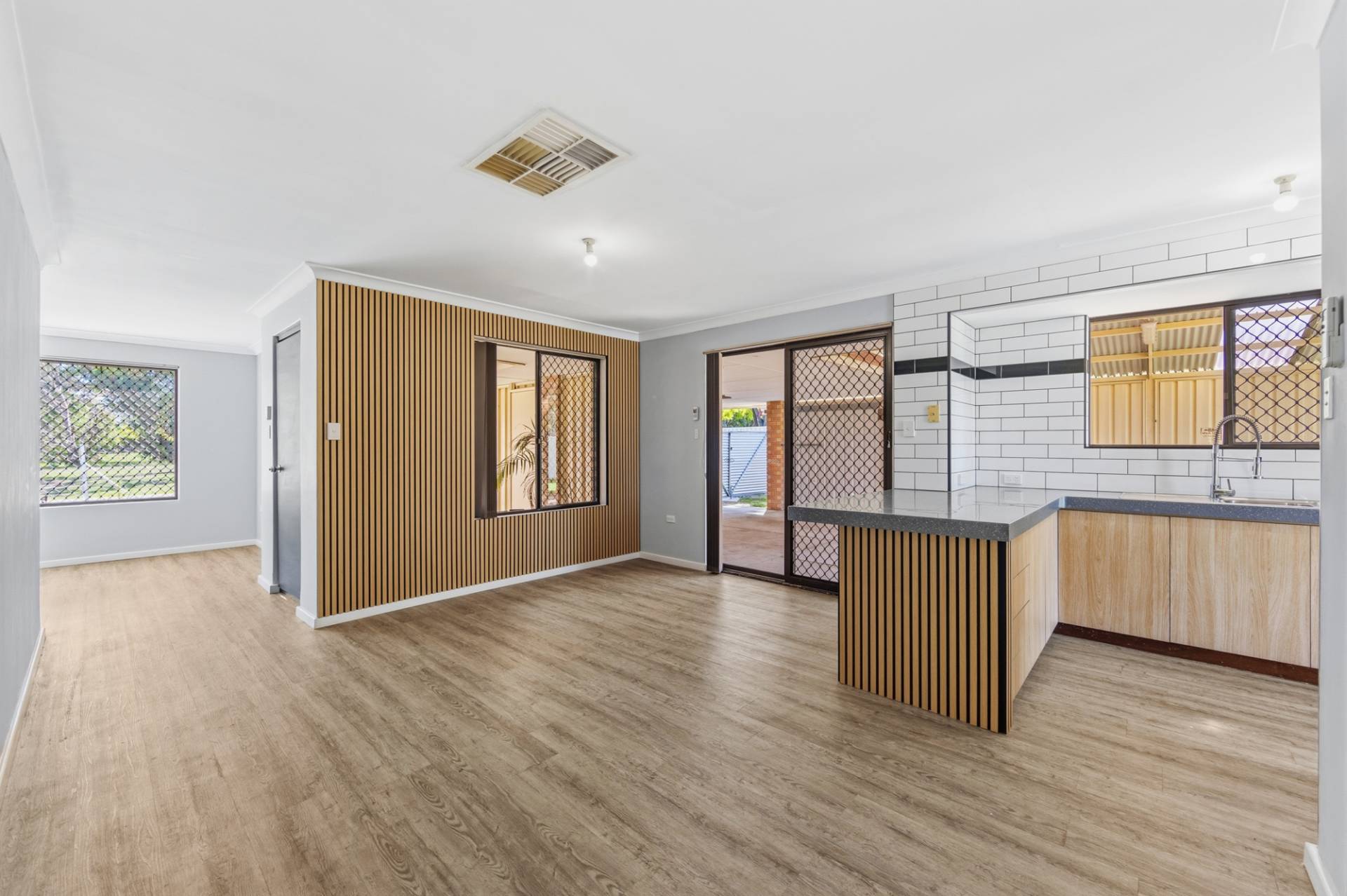 38 Powell Crescent, Brookdale - Thumbnail 5