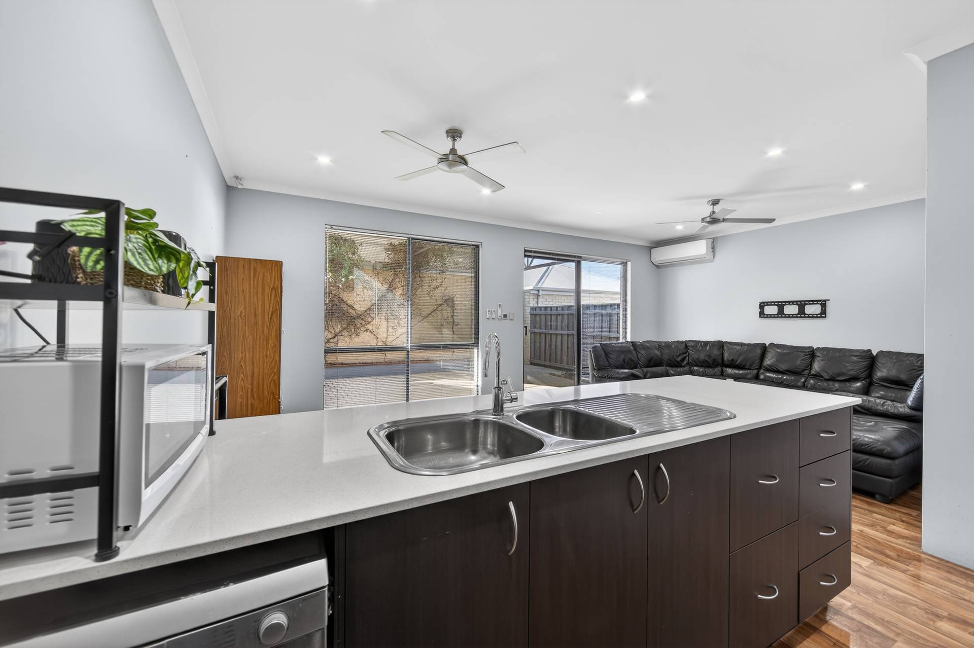 48 MAFFINA Parade, Ellenbrook - Thumbnail 4