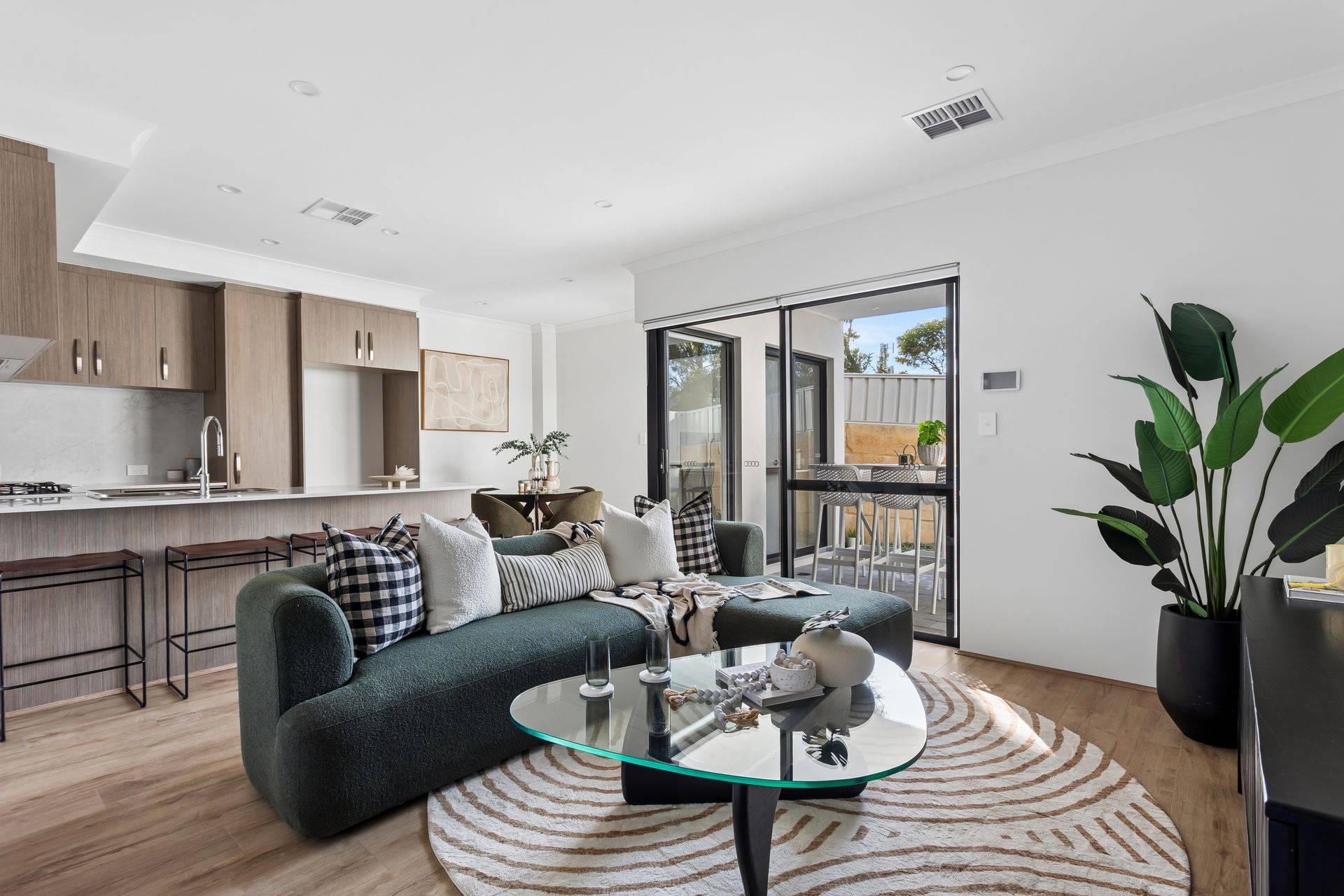 2, 30 Methuen Way, Duncraig - Thumbnail 3