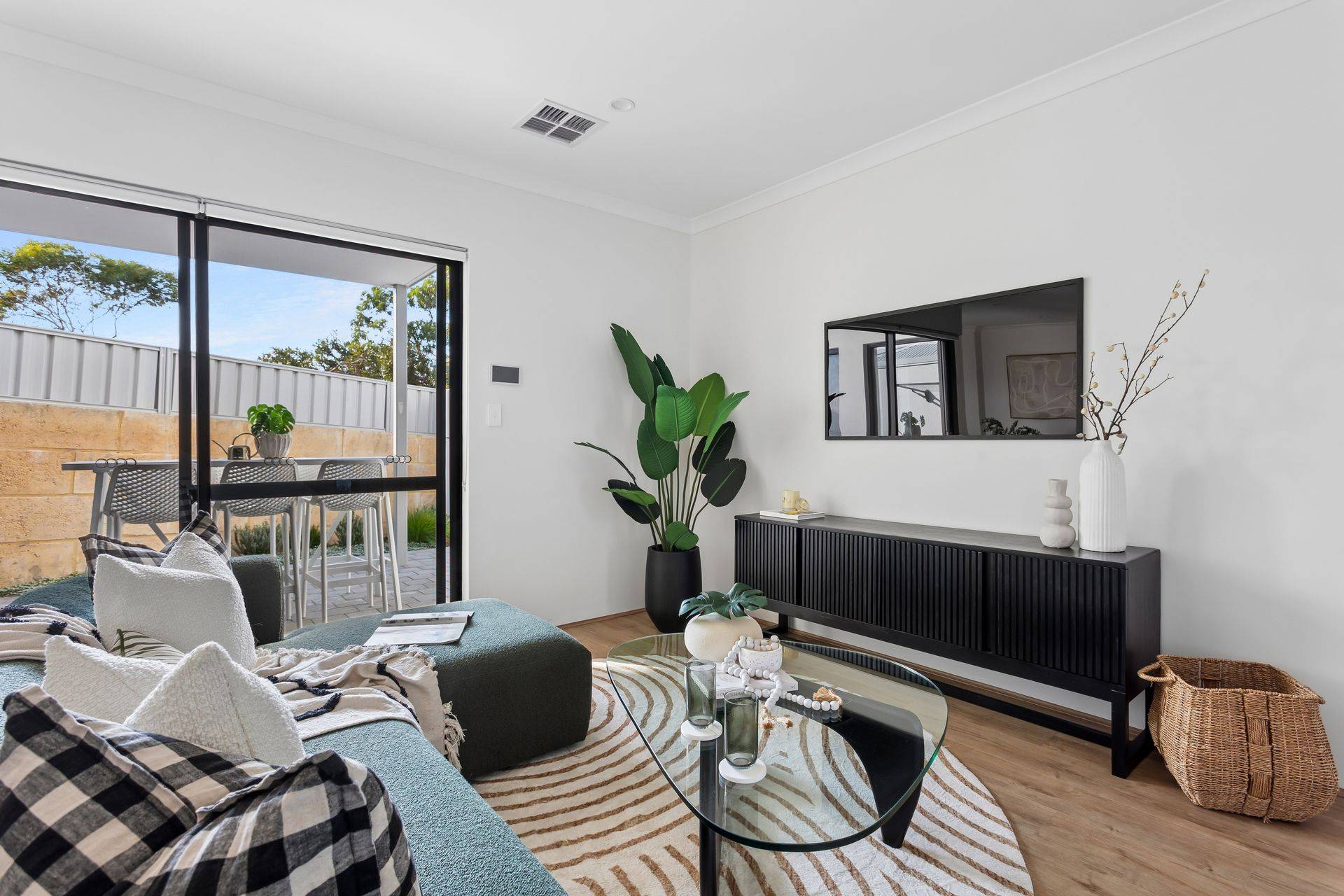 2, 30 Methuen Way, Duncraig - Thumbnail 4