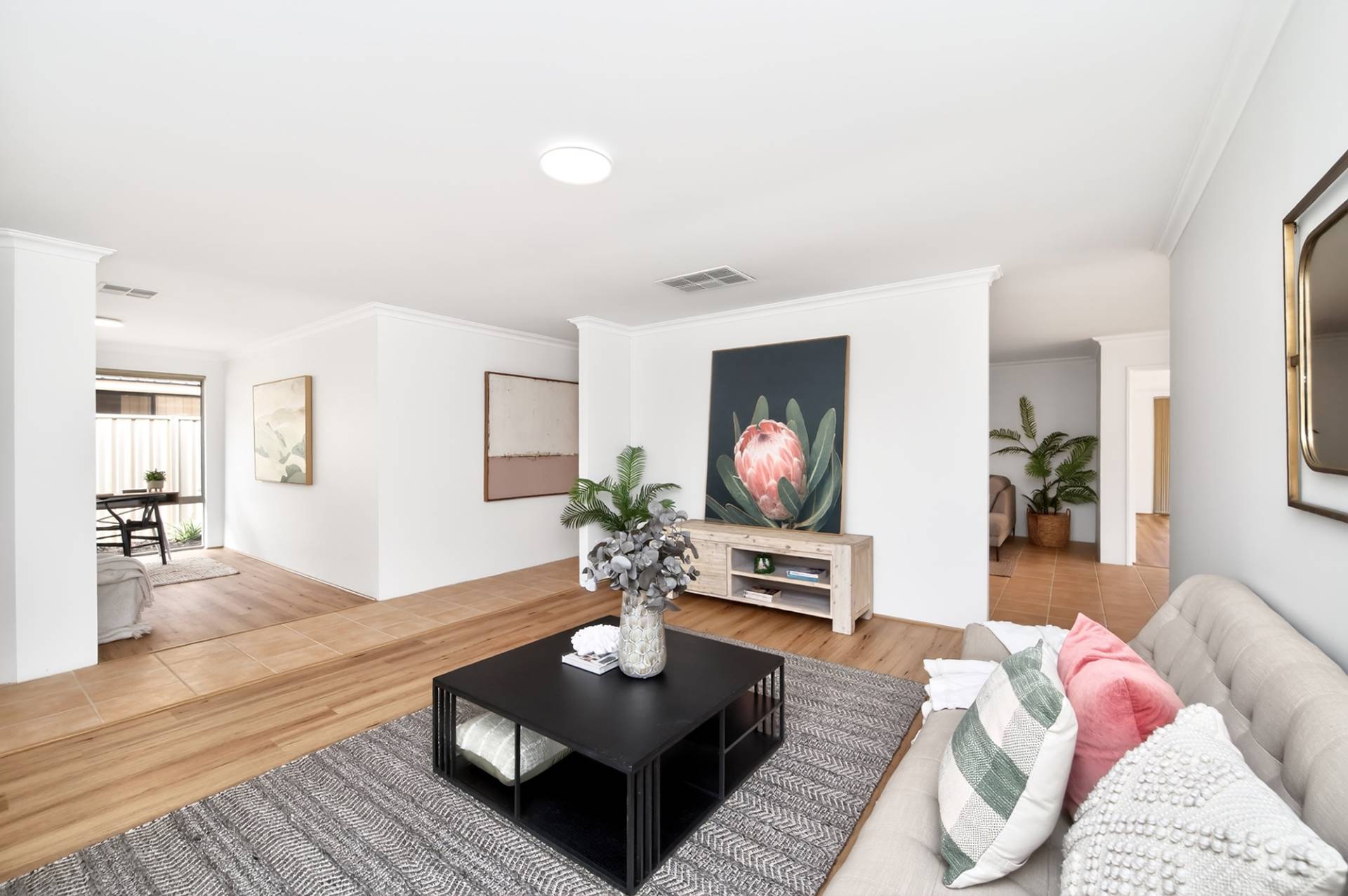 55 St Fillans Bend, Wanneroo - Thumbnail 2