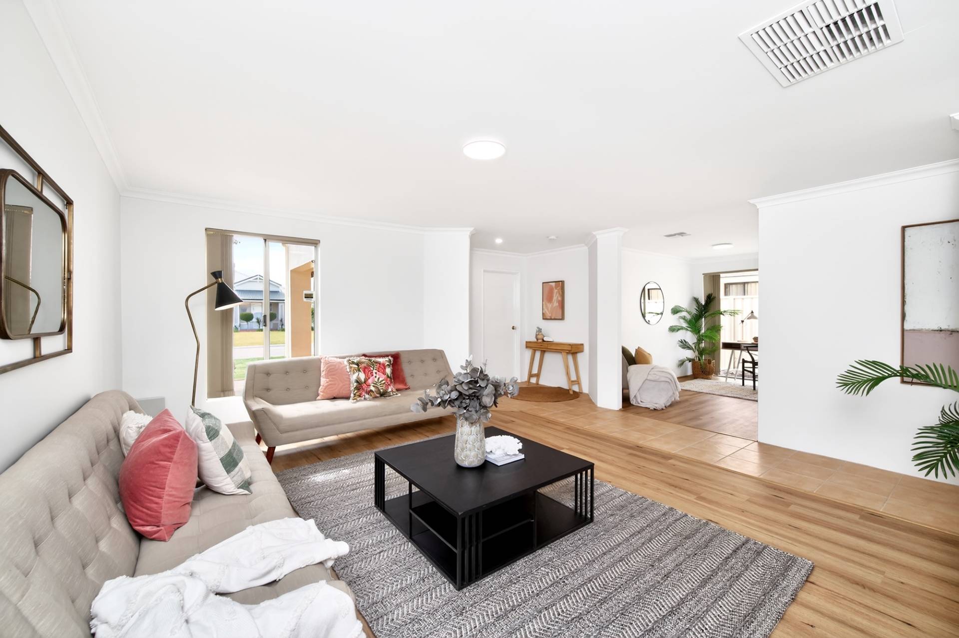 55 St Fillans Bend, Wanneroo - Thumbnail 3