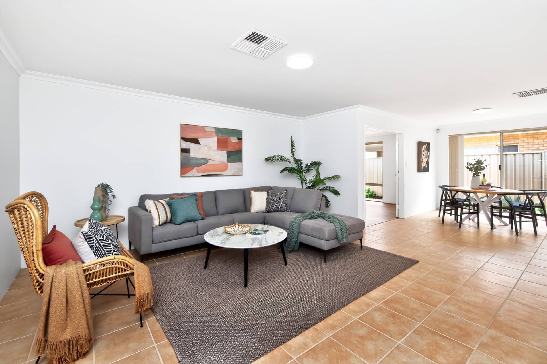 55 St Fillans Bend, Wanneroo - Thumbnail 5