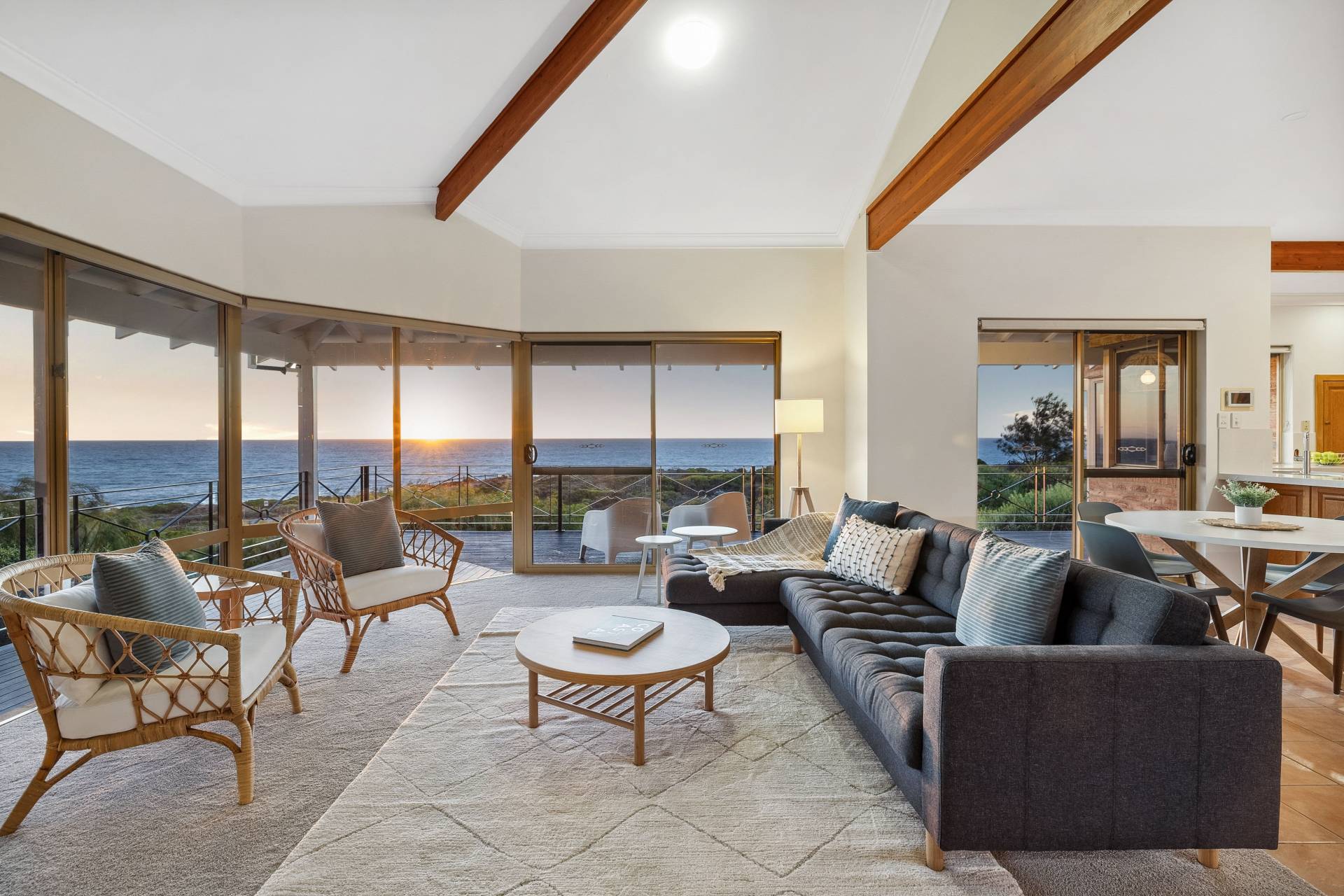 27 Kinsale Drive, Mindarie - Thumbnail 7