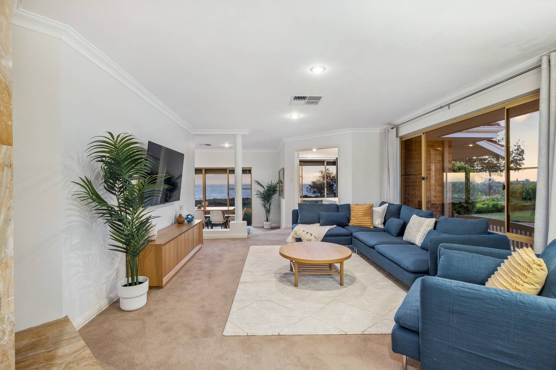 27 Kinsale Drive, Mindarie - Thumbnail 4