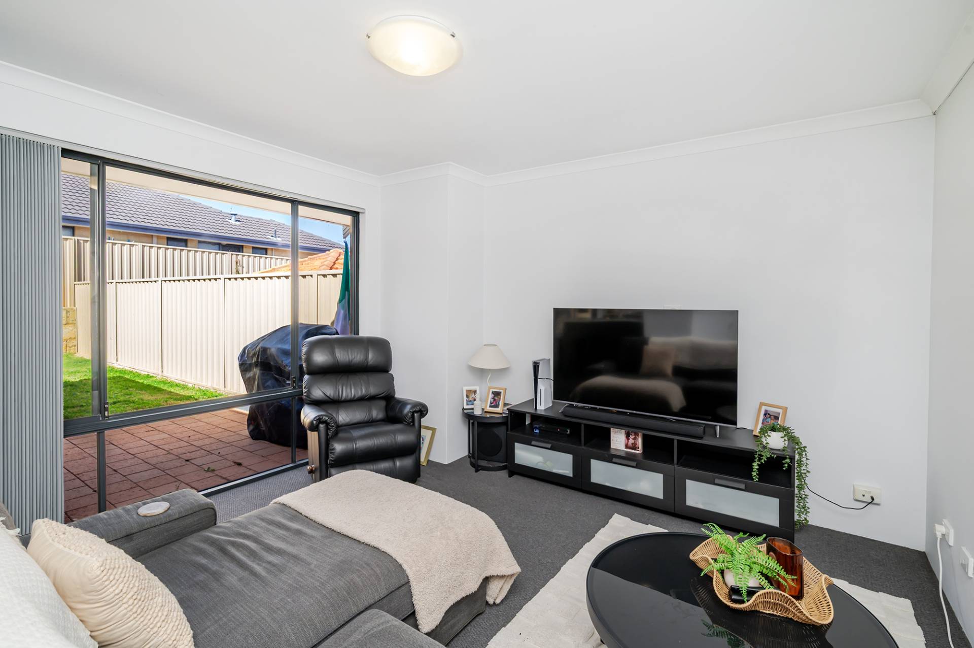 21 Jedburgh Loop, Sinagra - Thumbnail 5
