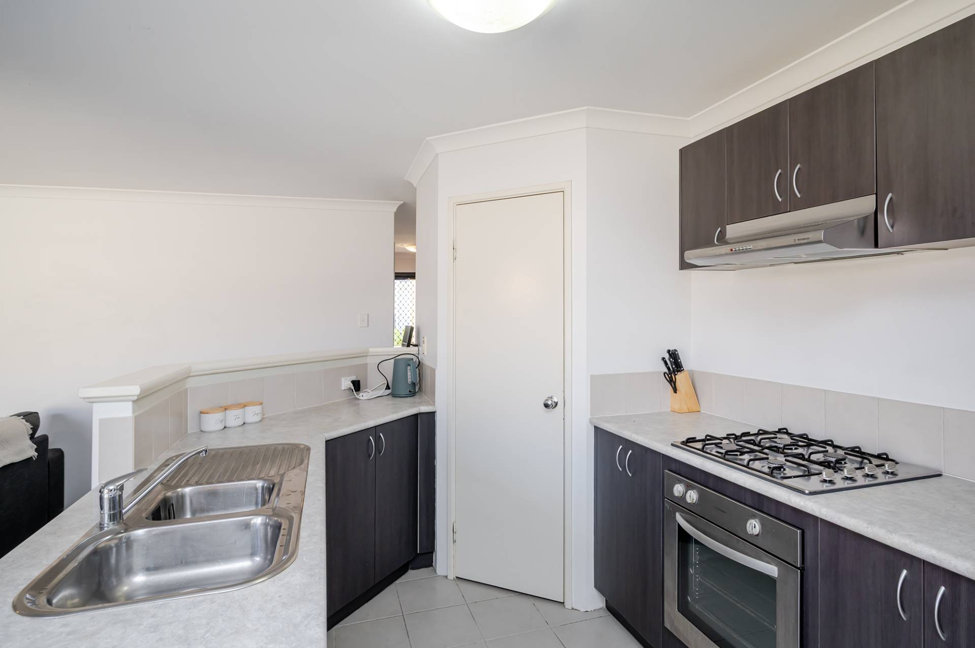 21 Jedburgh Loop, Sinagra - Thumbnail 4