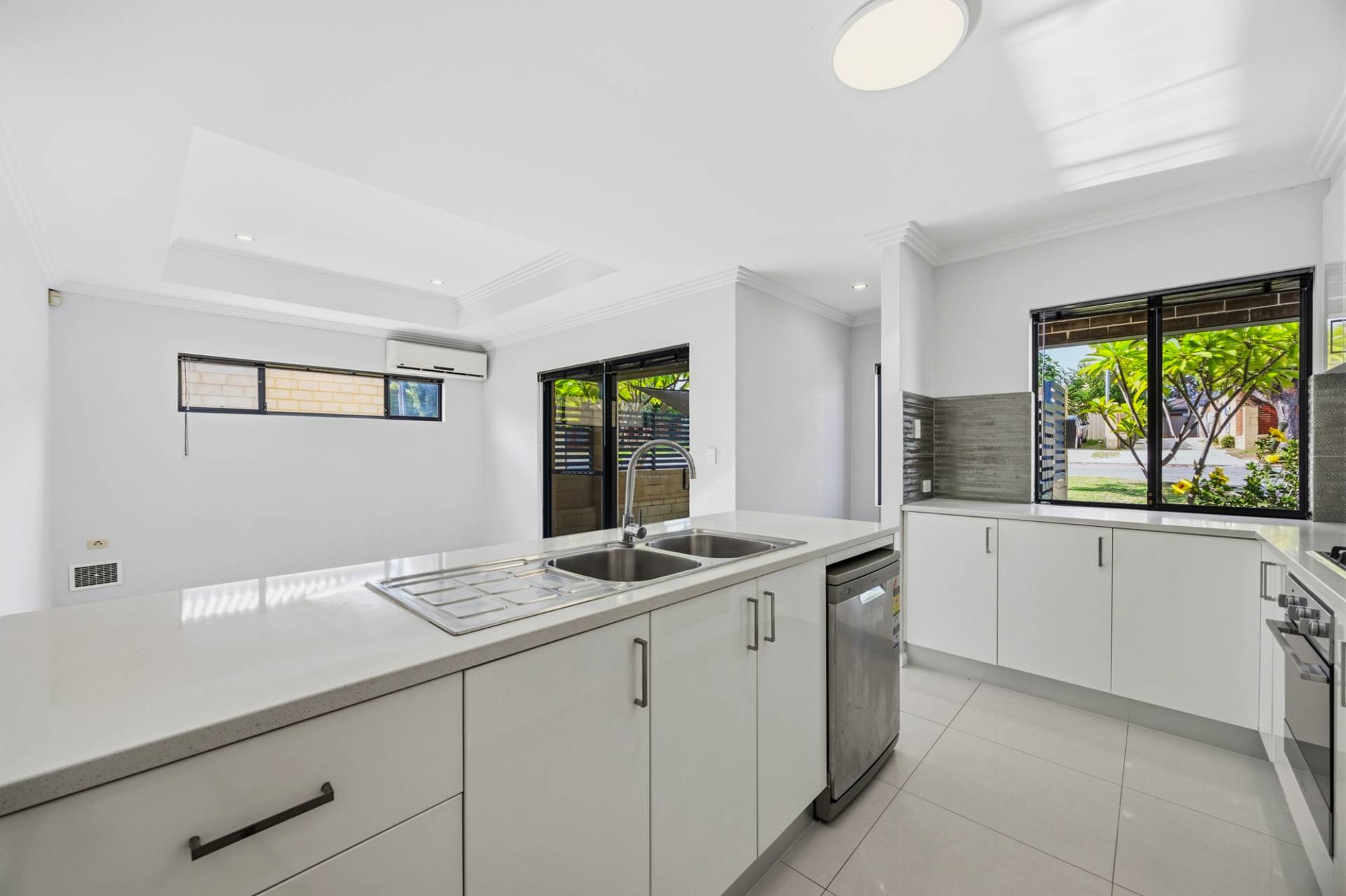 125A Hillsborough Drive, Nollamara - Thumbnail 4