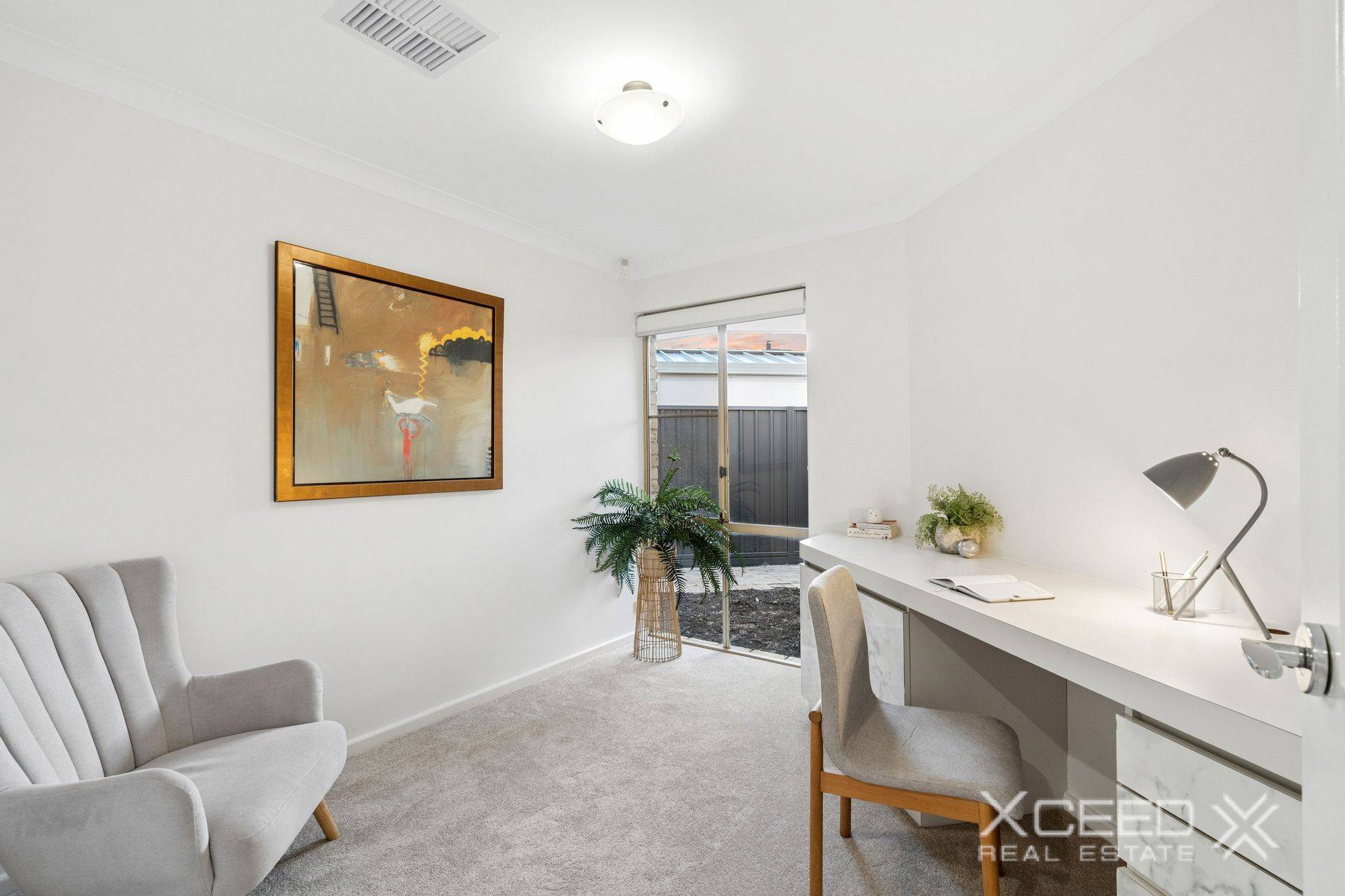 23 Richardson Arcade, Winthrop - Thumbnail 6