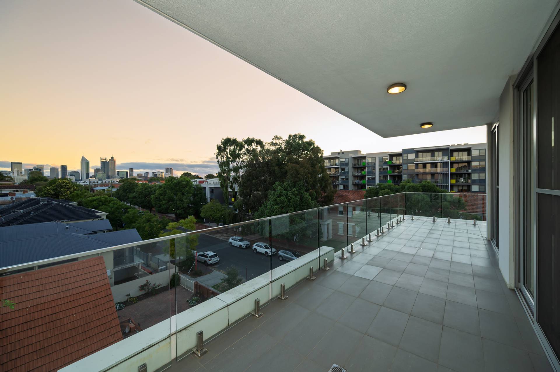 55, 103 Harold Street, Highgate - Thumbnail 3