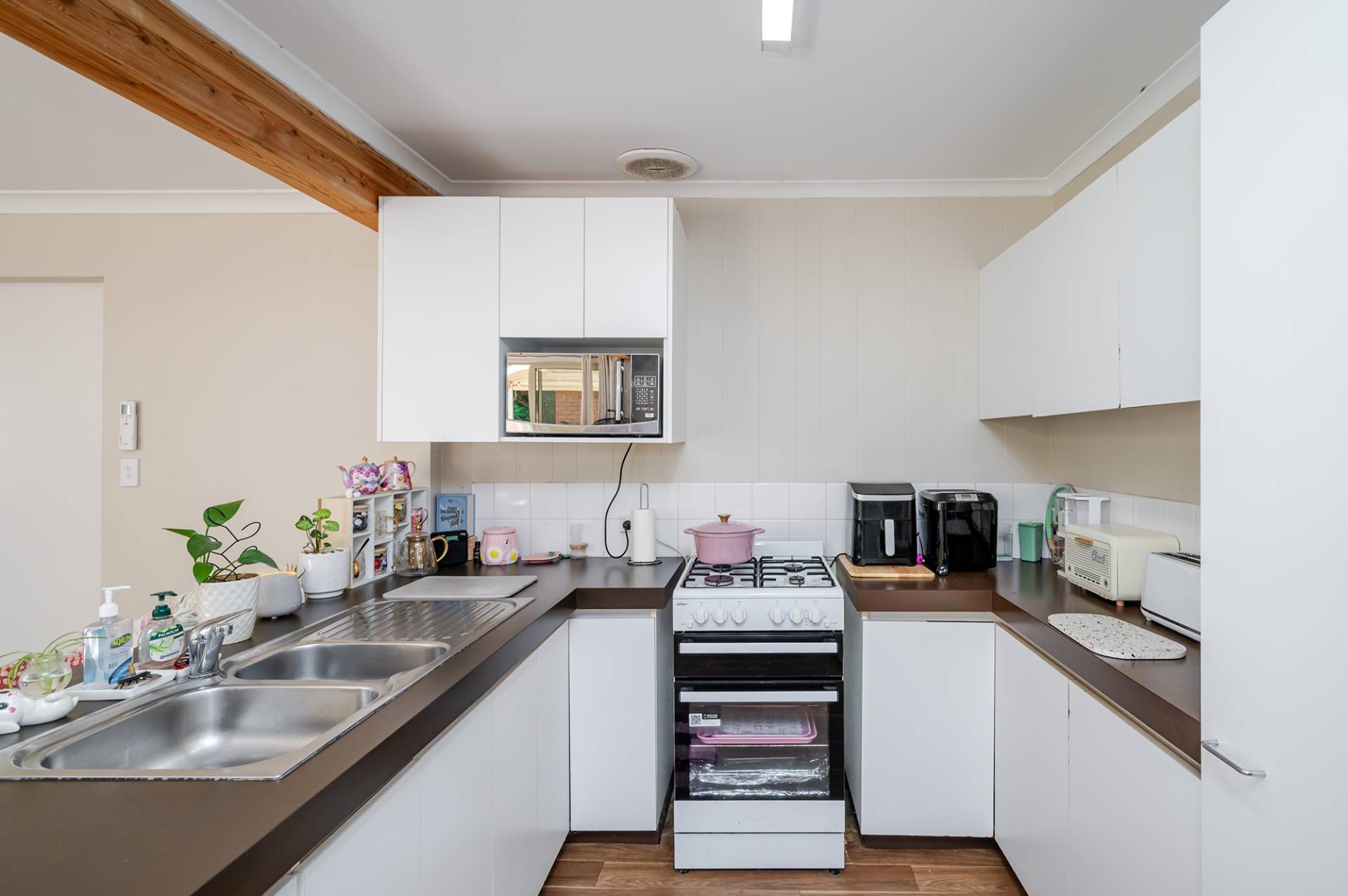 9 Ashurst Place, Huntingdale - Thumbnail 8
