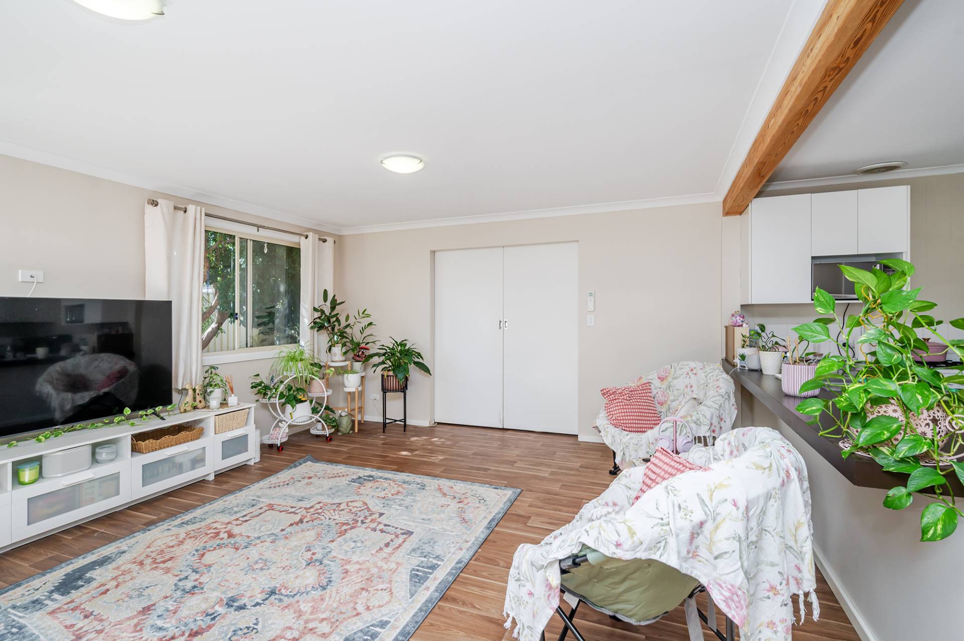 9 Ashurst Place, Huntingdale - Thumbnail 3
