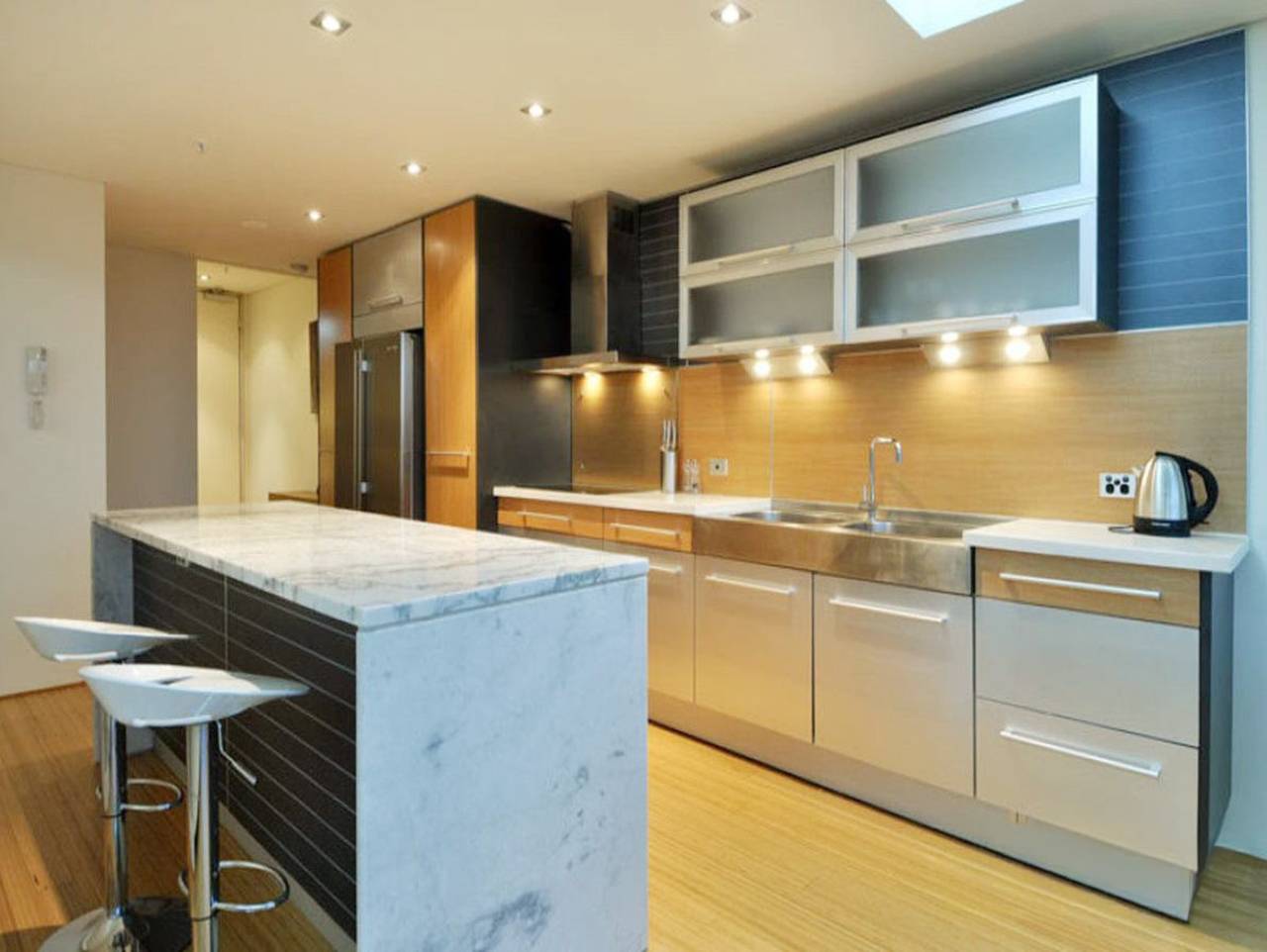32/22 St Georges Terrace, Perth - Thumbnail 2