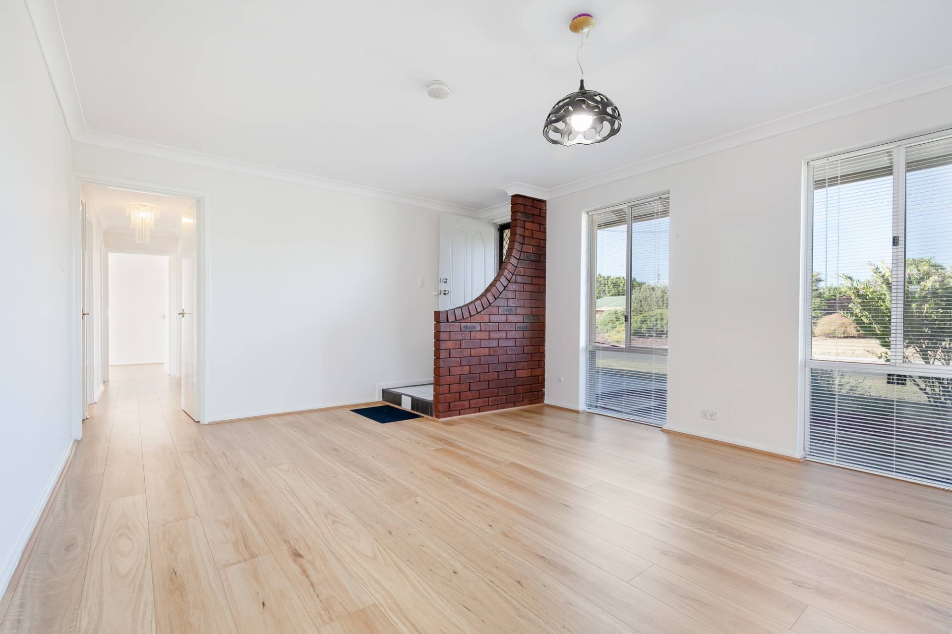 8 Henry Street, Rockingham - Thumbnail 4