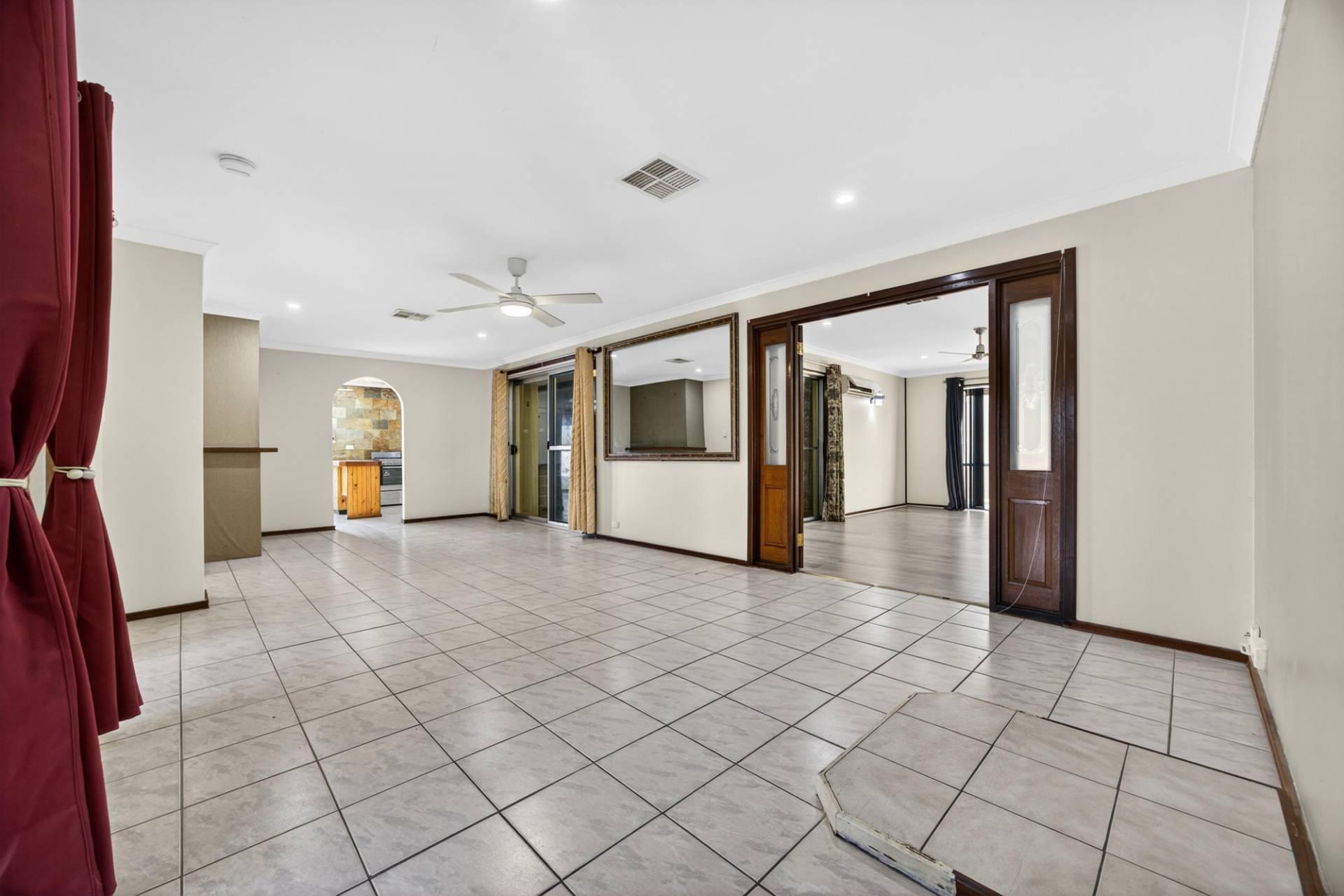 34 Stringybark Drive, Forrestfield - Thumbnail 3
