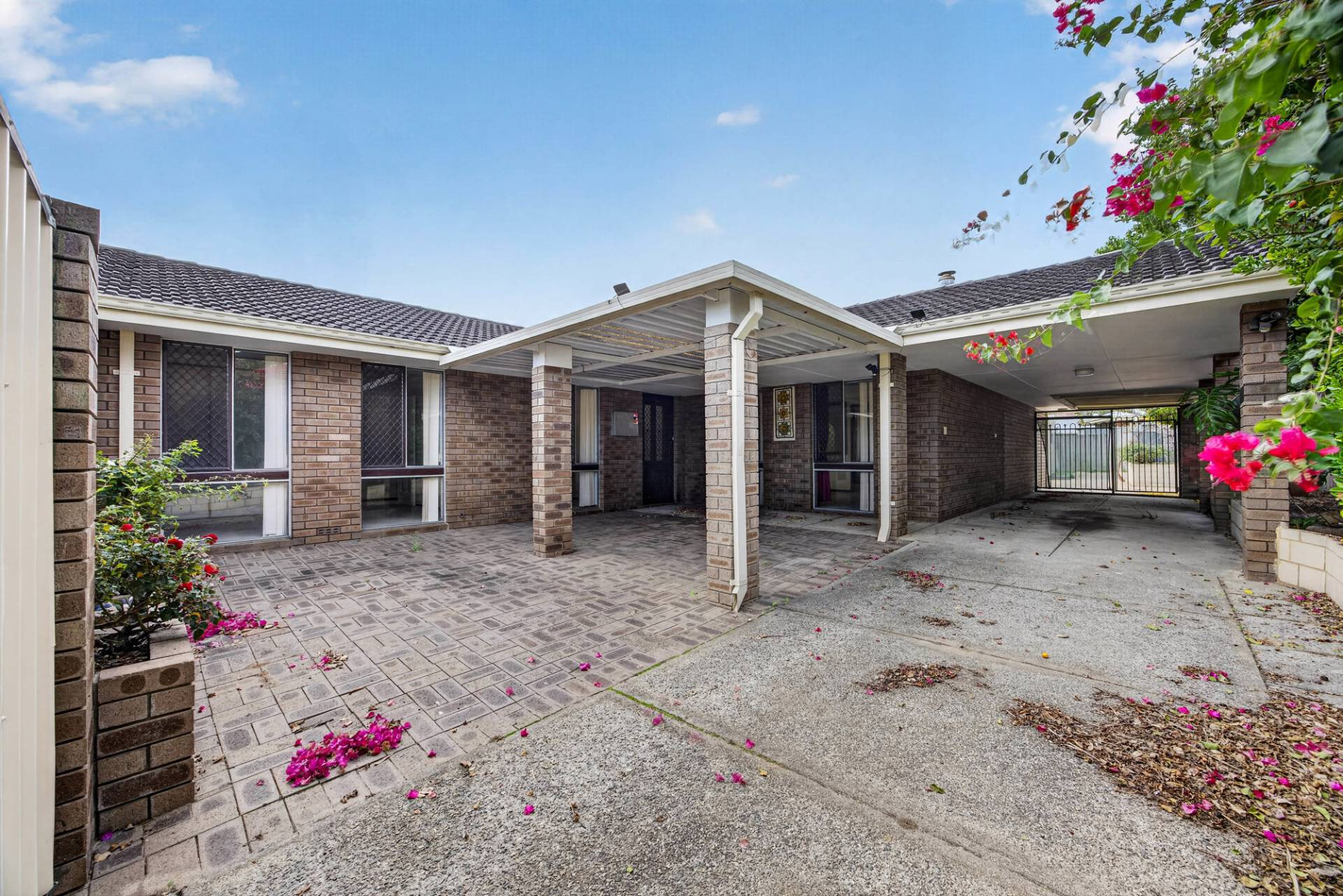 34 Stringybark Drive, Forrestfield - Thumbnail 2