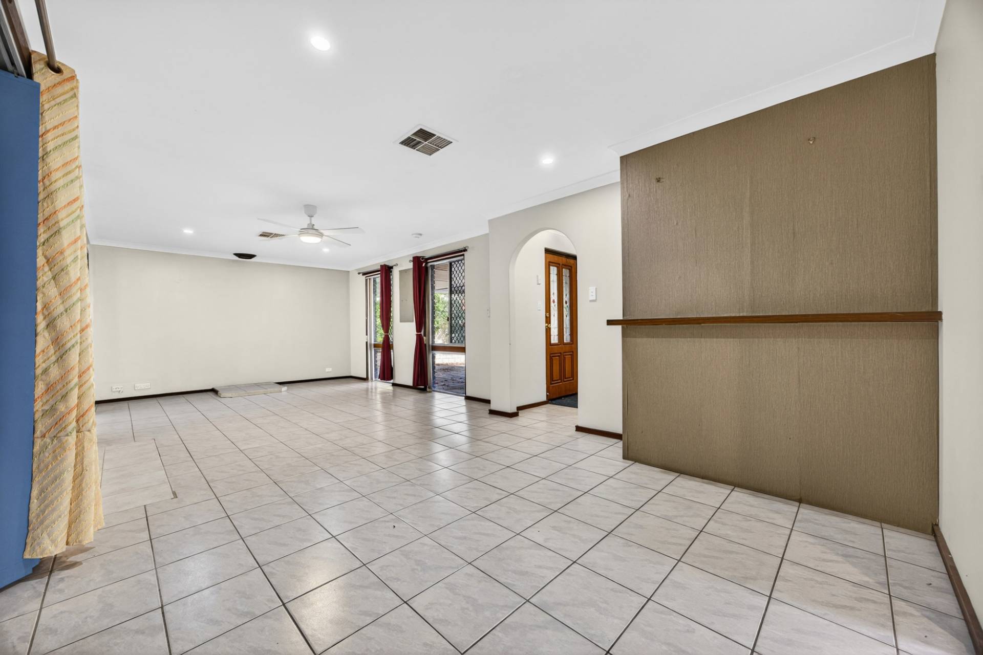 34 Stringybark Drive, Forrestfield - Thumbnail 4
