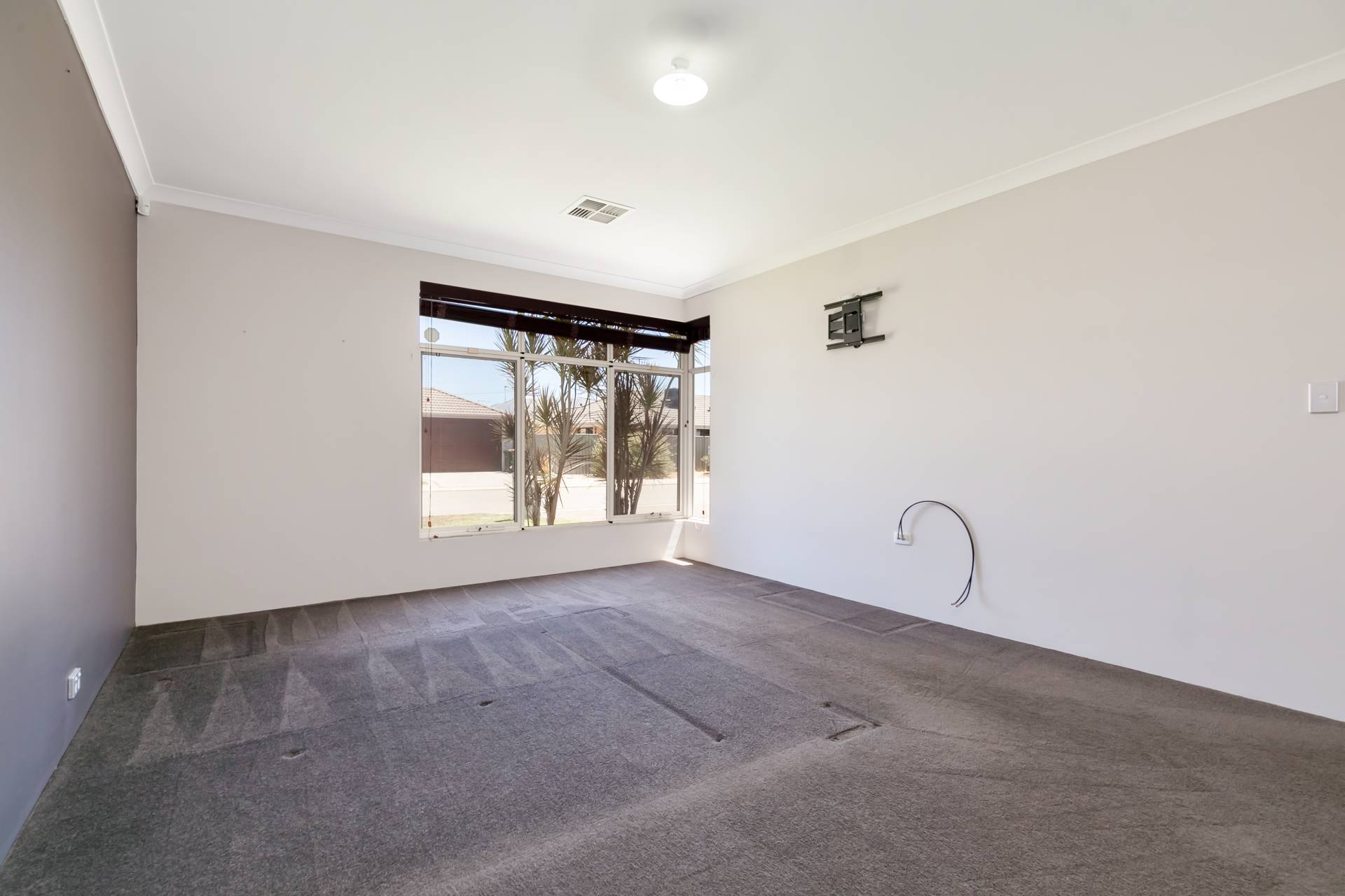 15 Bloomsbury Way, Harrisdale - Thumbnail 2
