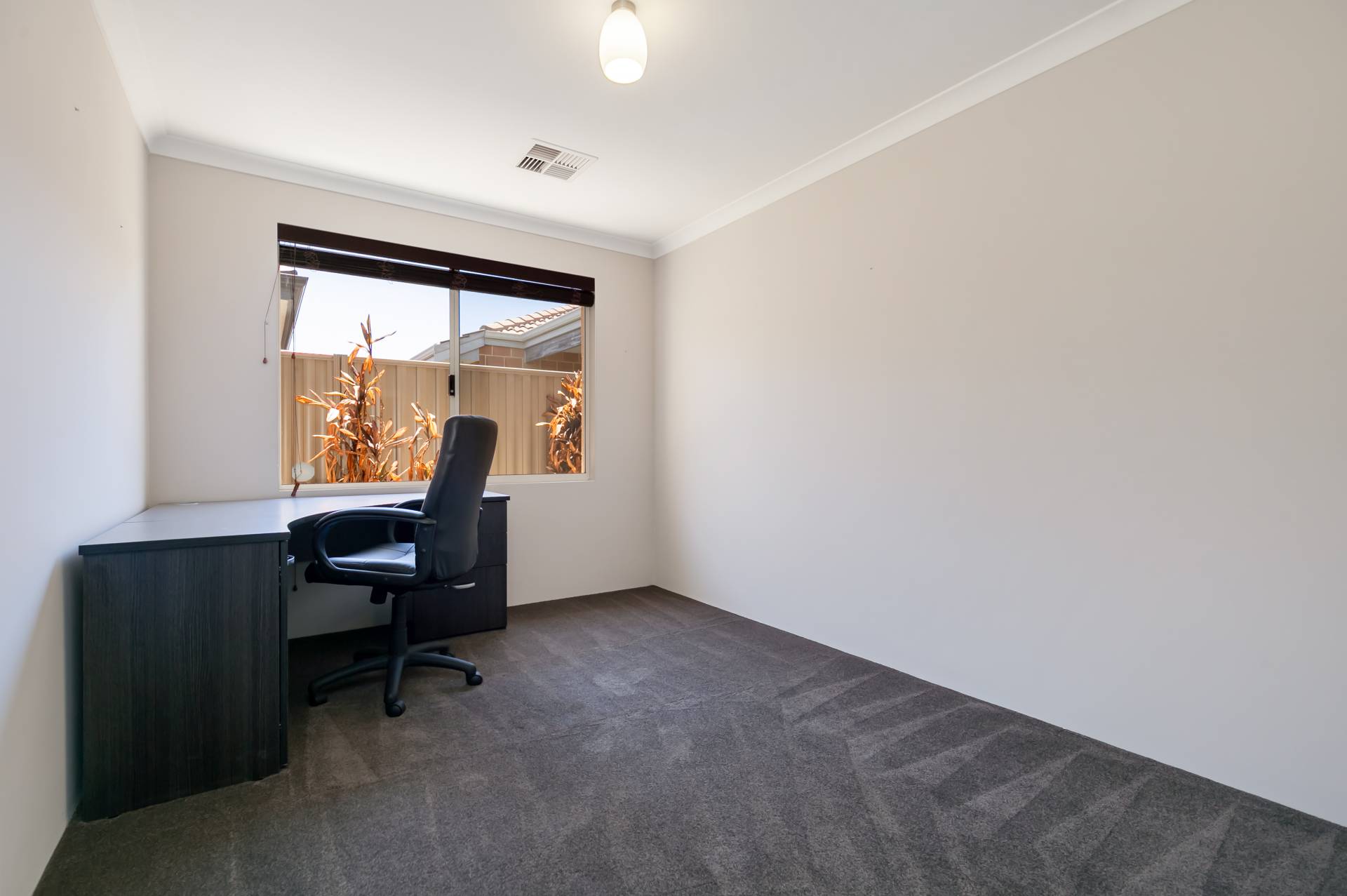 15 Bloomsbury Way, Harrisdale - Thumbnail 5
