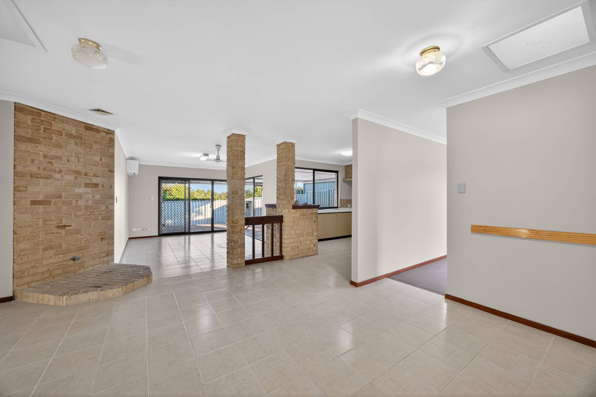 30 Emperor Avenue, Beldon - Thumbnail 7