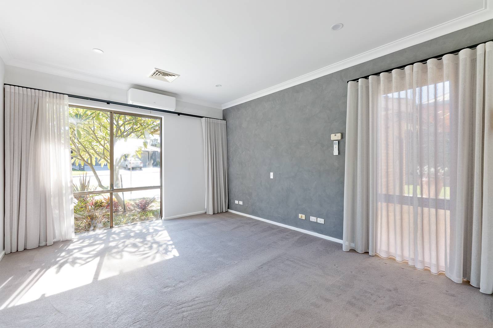 48 Cressbrook Way, Carine - Thumbnail 5