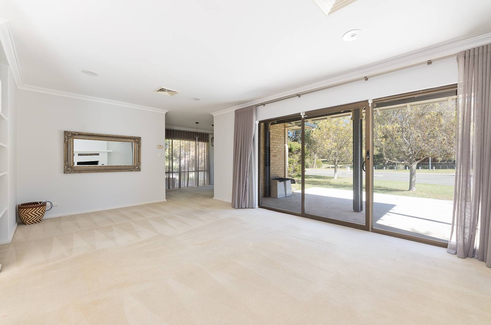 48 Cressbrook Way, Carine - Thumbnail 3
