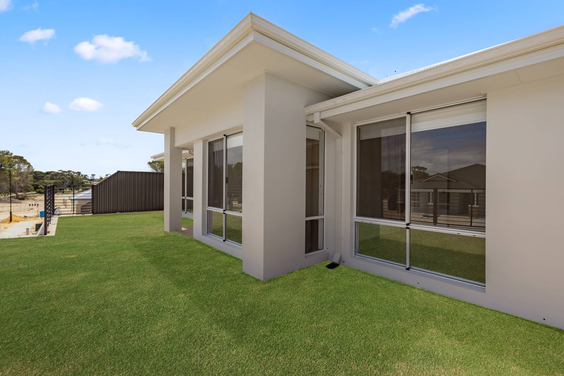 36 Victory Parade, Yanchep - Thumbnail 2