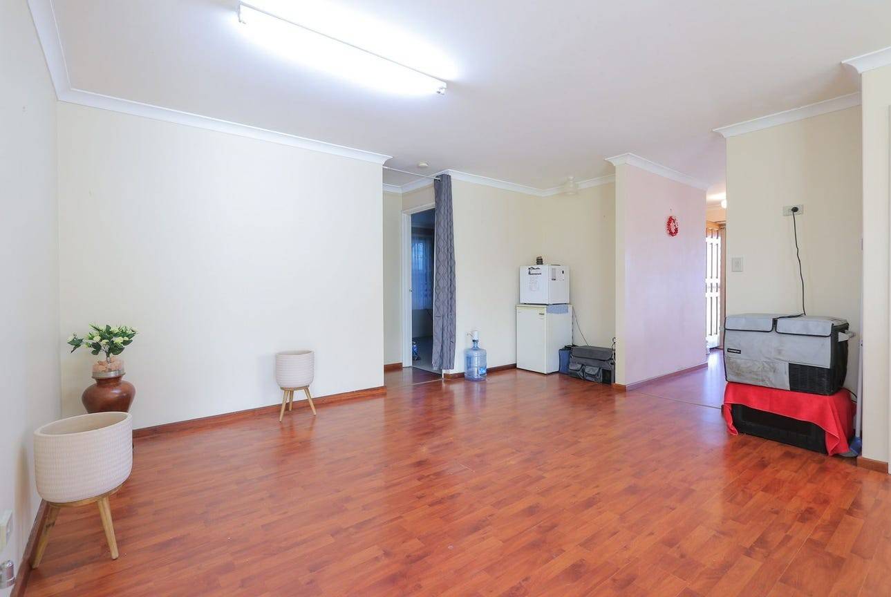 3 Santa Monica Drive, Waikiki - Thumbnail 5
