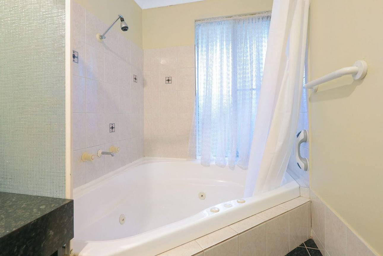 3 Santa Monica Drive, Waikiki - Thumbnail 8