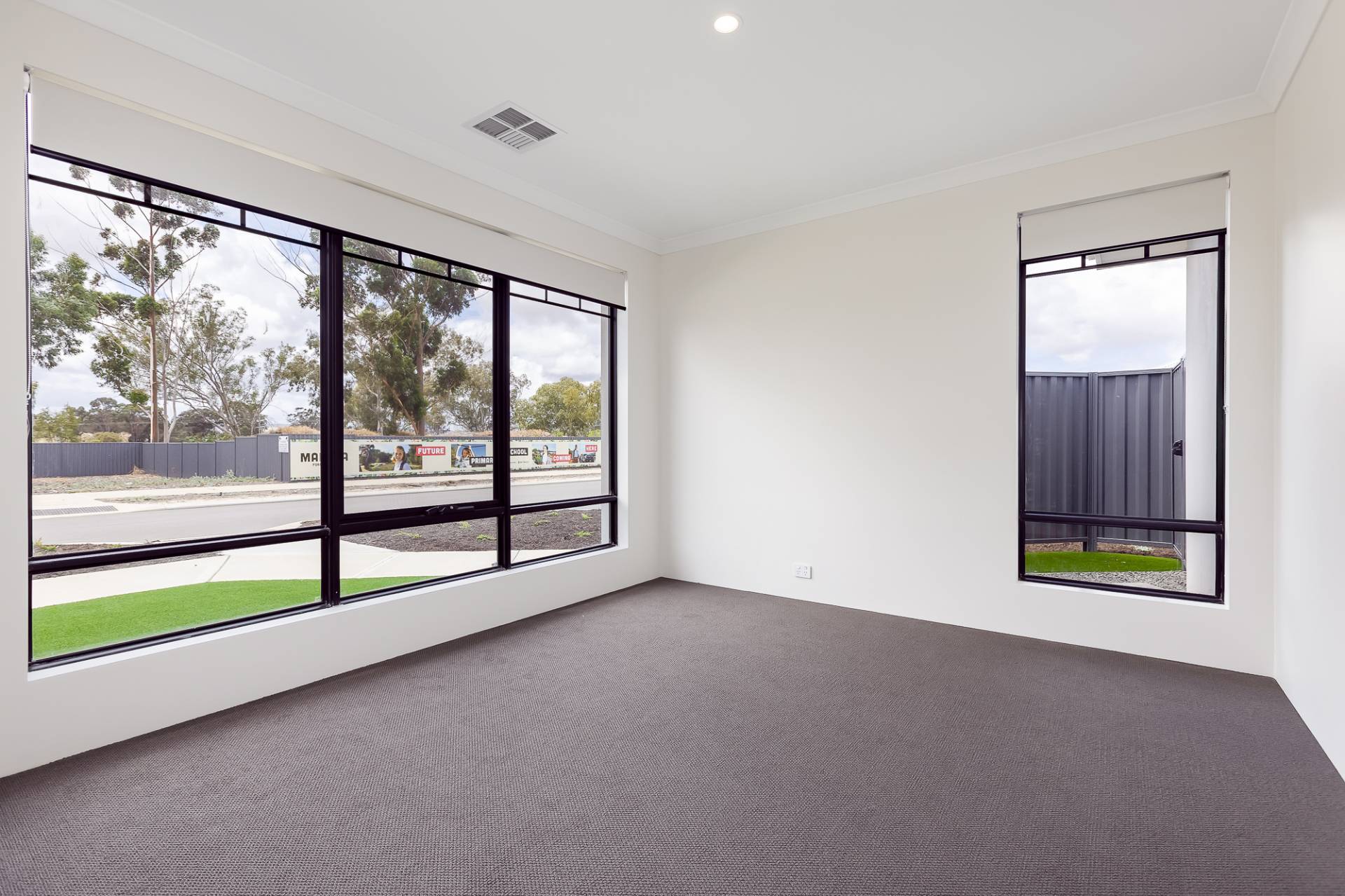 7 Hypatia Boulevard, Forrestdale - Thumbnail 2