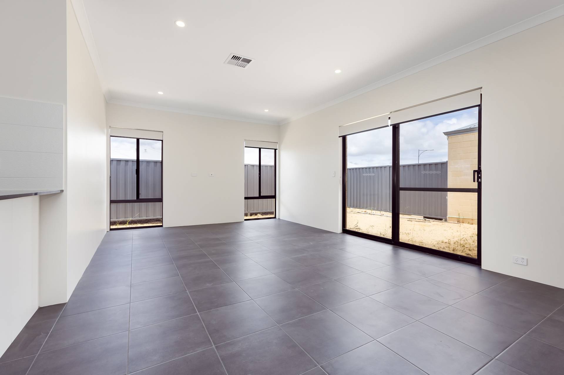 7 Hypatia Boulevard, Forrestdale - Thumbnail 8