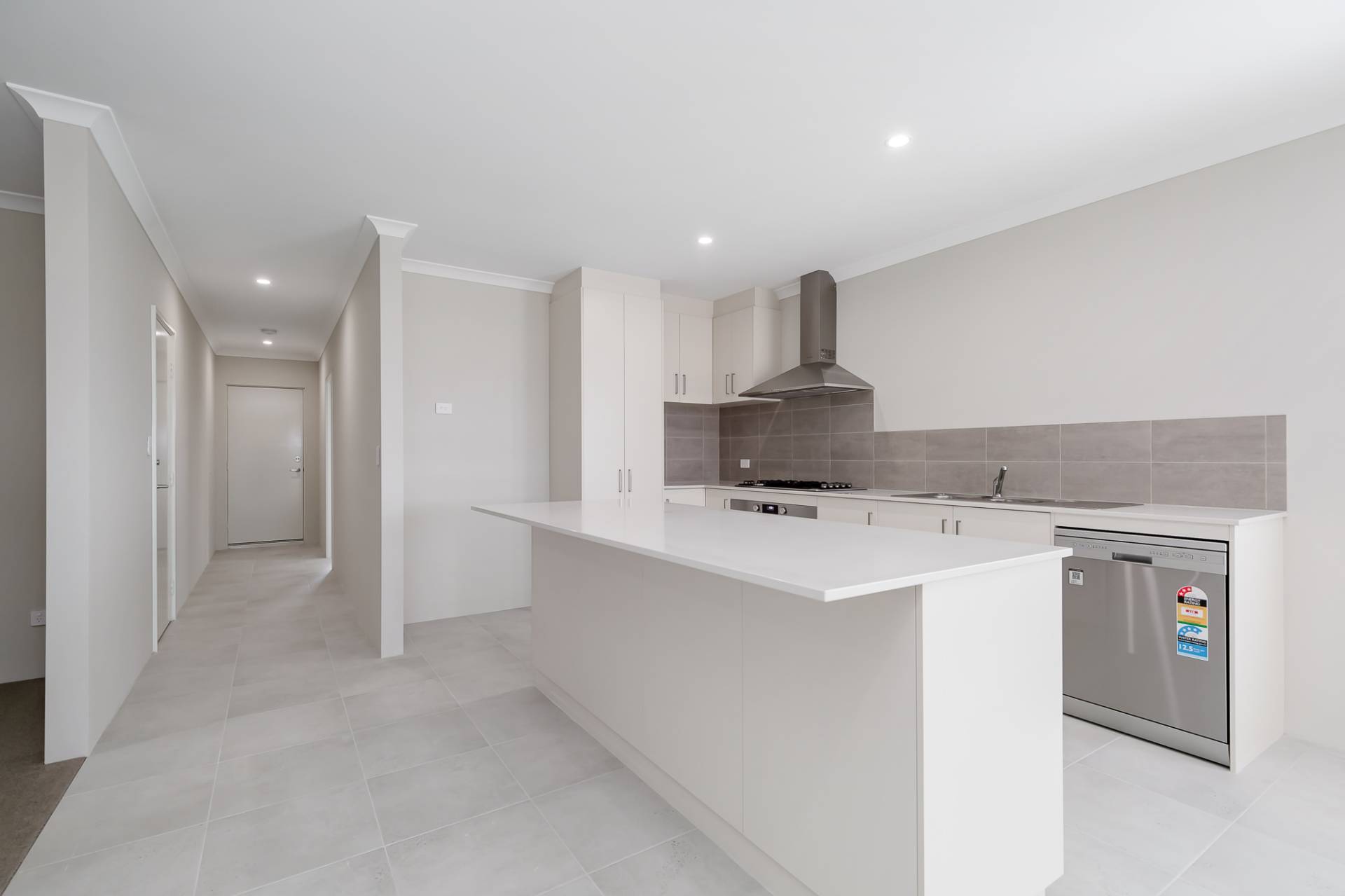 240 Badgerup Avenue, Lakelands - Thumbnail 7