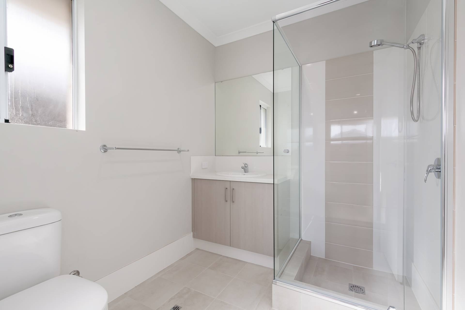 240 Badgerup Avenue, Lakelands - Thumbnail 5